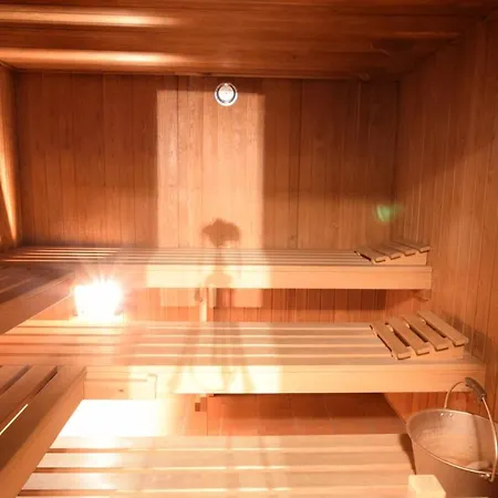 Homes Casa Curnera 8 公寓 *