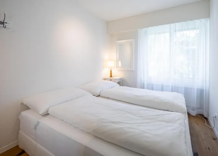 Daire Homes Casa Curnera 8 *