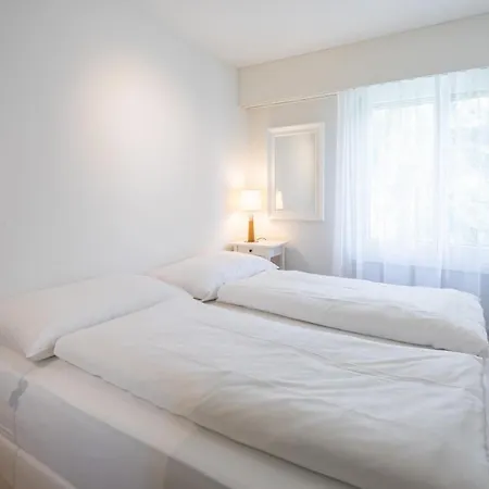 Apartment Casa Curnera 8 *