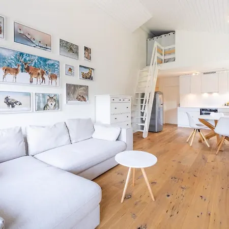 Casa Curnera 8 *